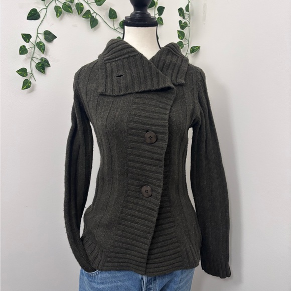 Sweaters - Lambs Wool Womens Forest Green Cable Knit Cardigan Sweater Size S Y2K